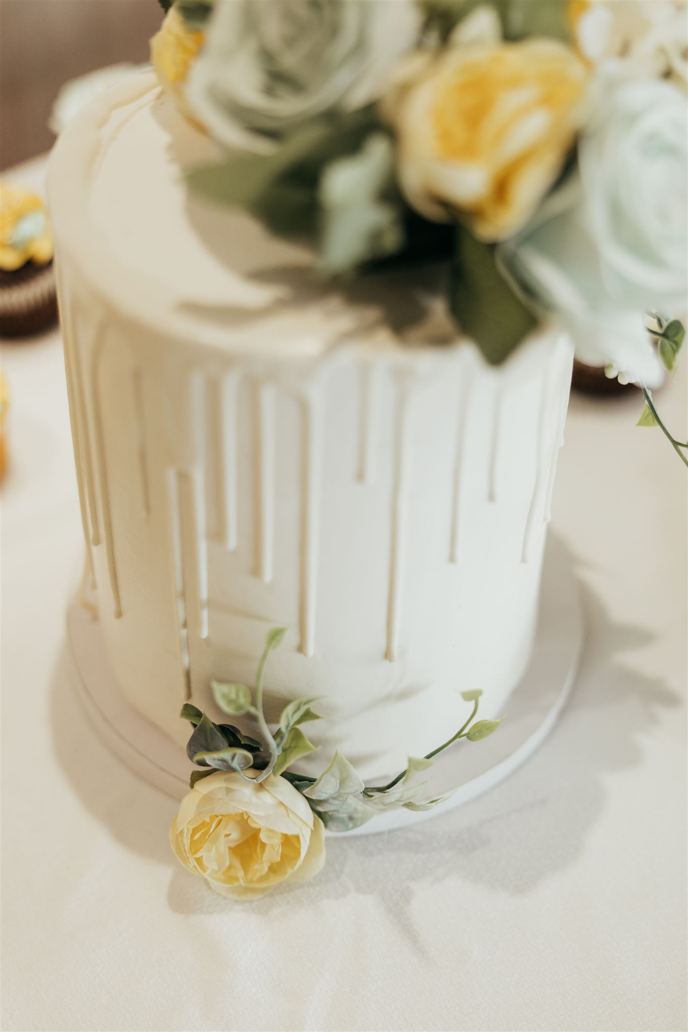 Pinnacle Country Club Wedding Cake