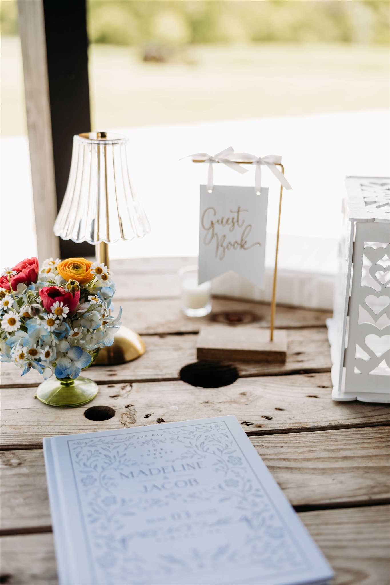 Florence-Farms-Wedding-Venue-Elkins-Arkansas-Spring-Season-Photographer-Legend-and-Lace-Studios-16