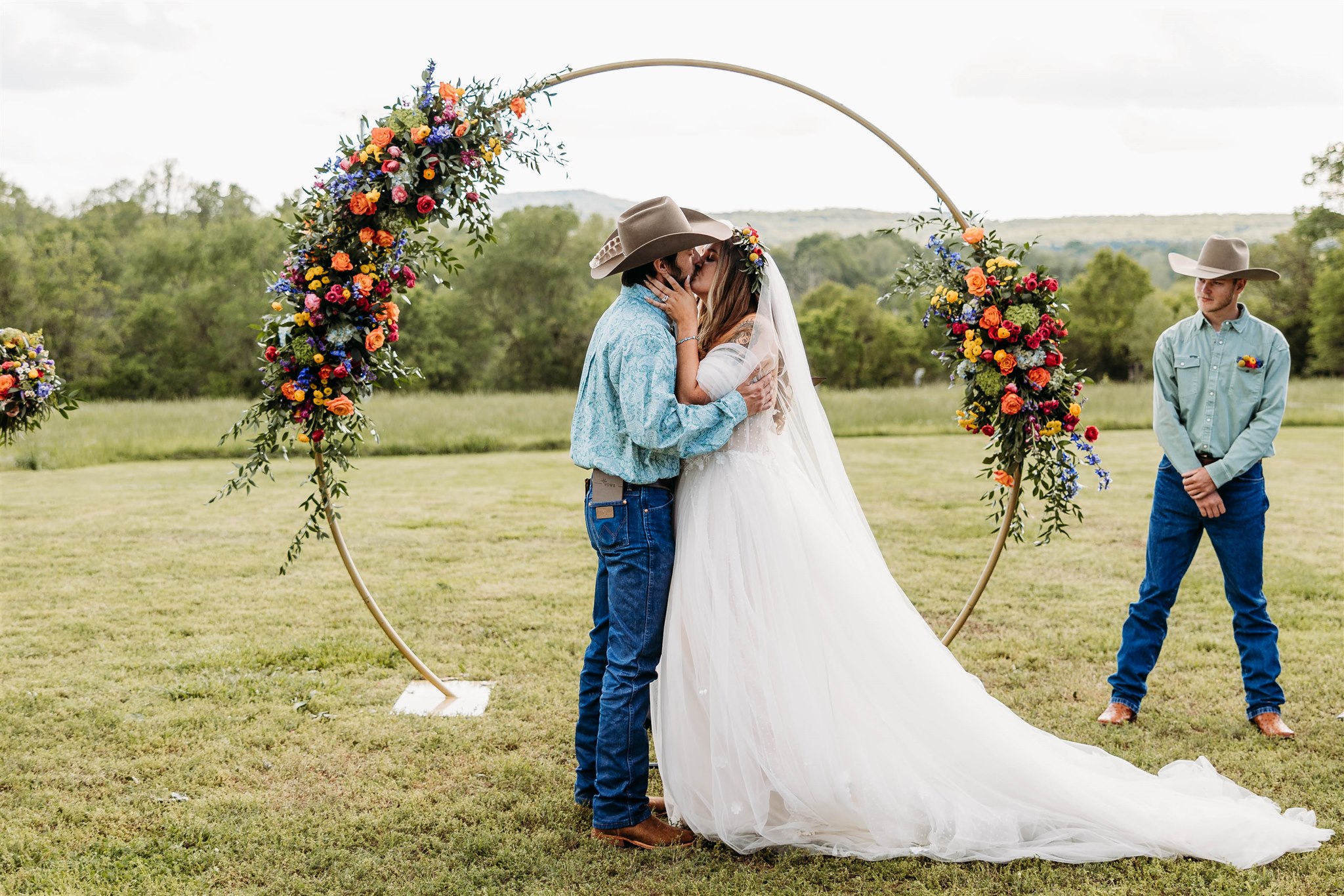 Florence-Farms-Wedding-Venue-Elkins-Arkansas-Spring-Season-Photographer-Legend-and-Lace-Studios-21
