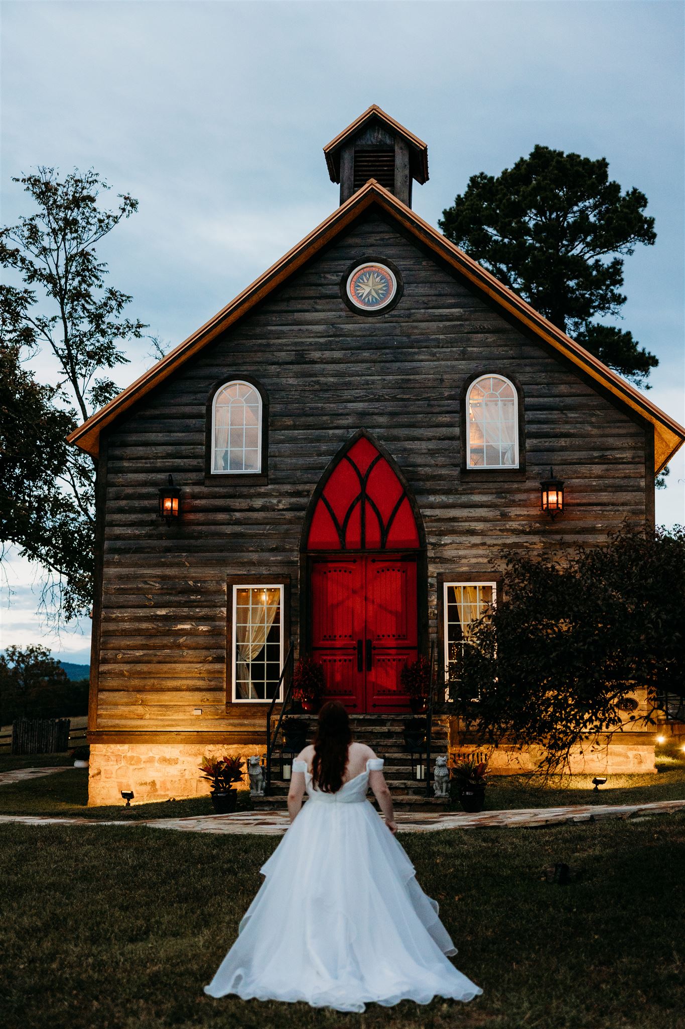 Questions-to-Ask-Arkansas-Wedding-Photographer-Legend-and-Lace-Studios-16