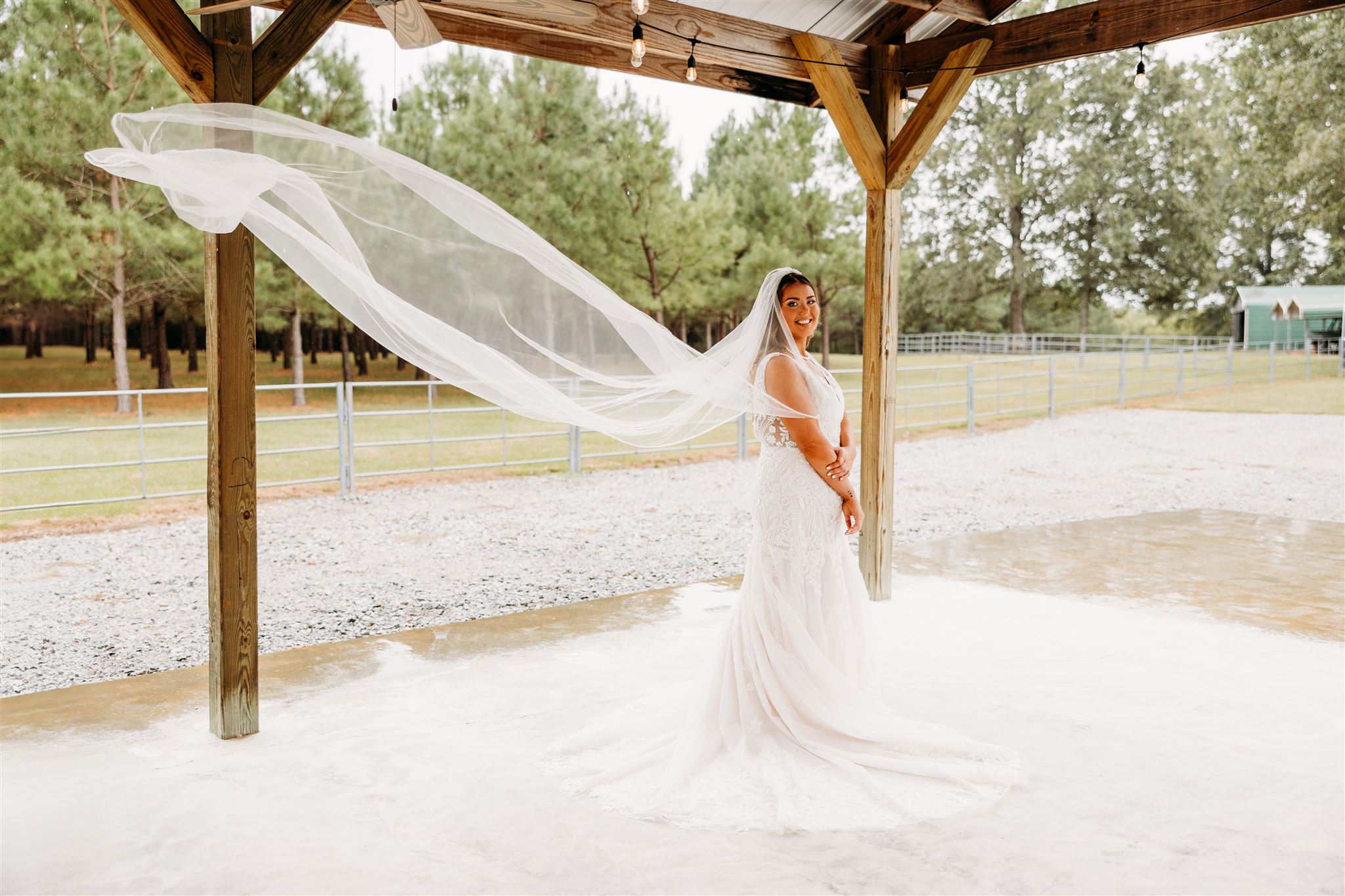 Questions-to-Ask-Arkansas-Wedding-Photographer-Legend-and-Lace-Studios-38