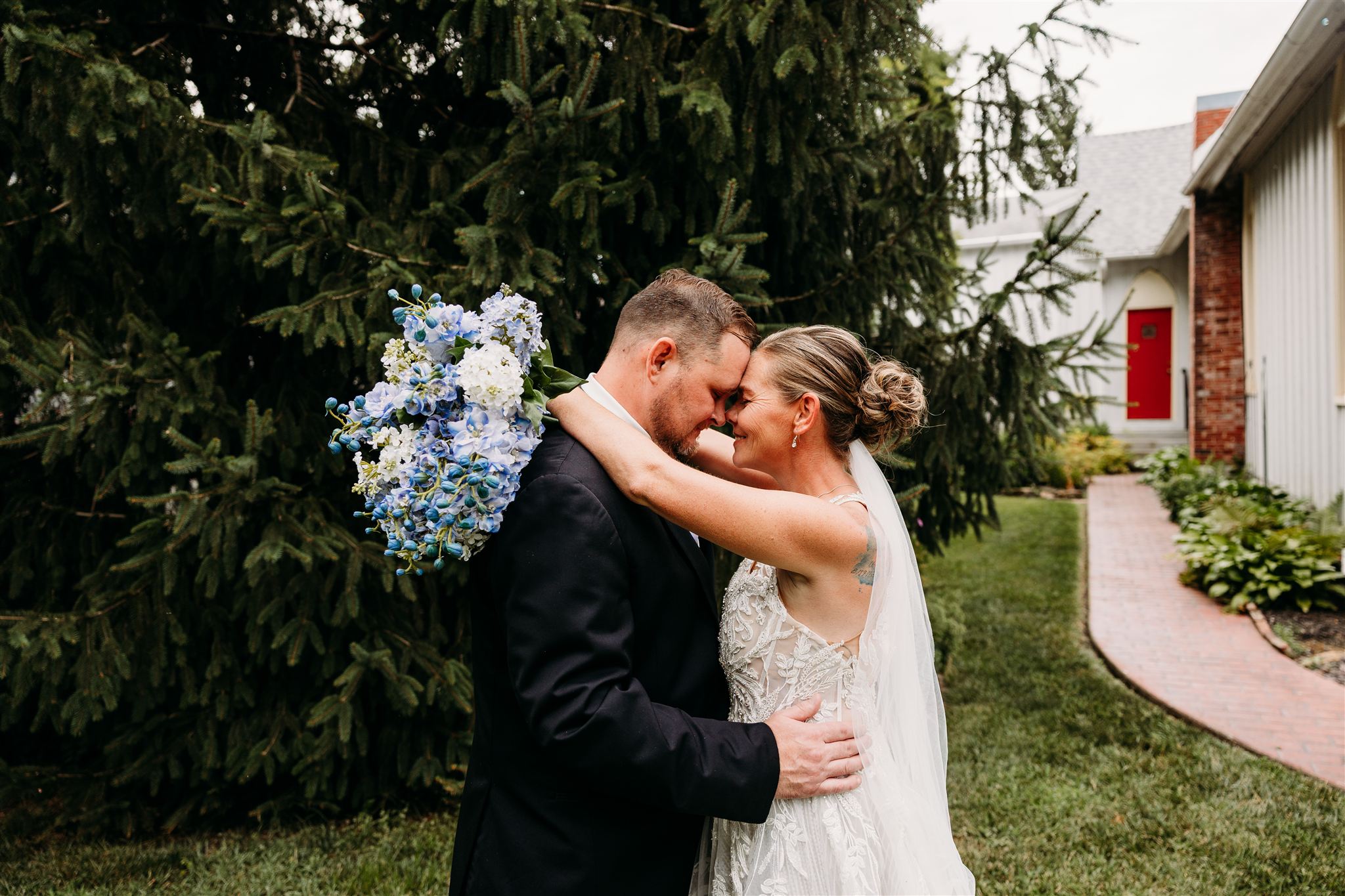 Rainy-Wedding-Mount-Vernon-Indiana-Photographer-Legend-and-Lace-Studios-9
