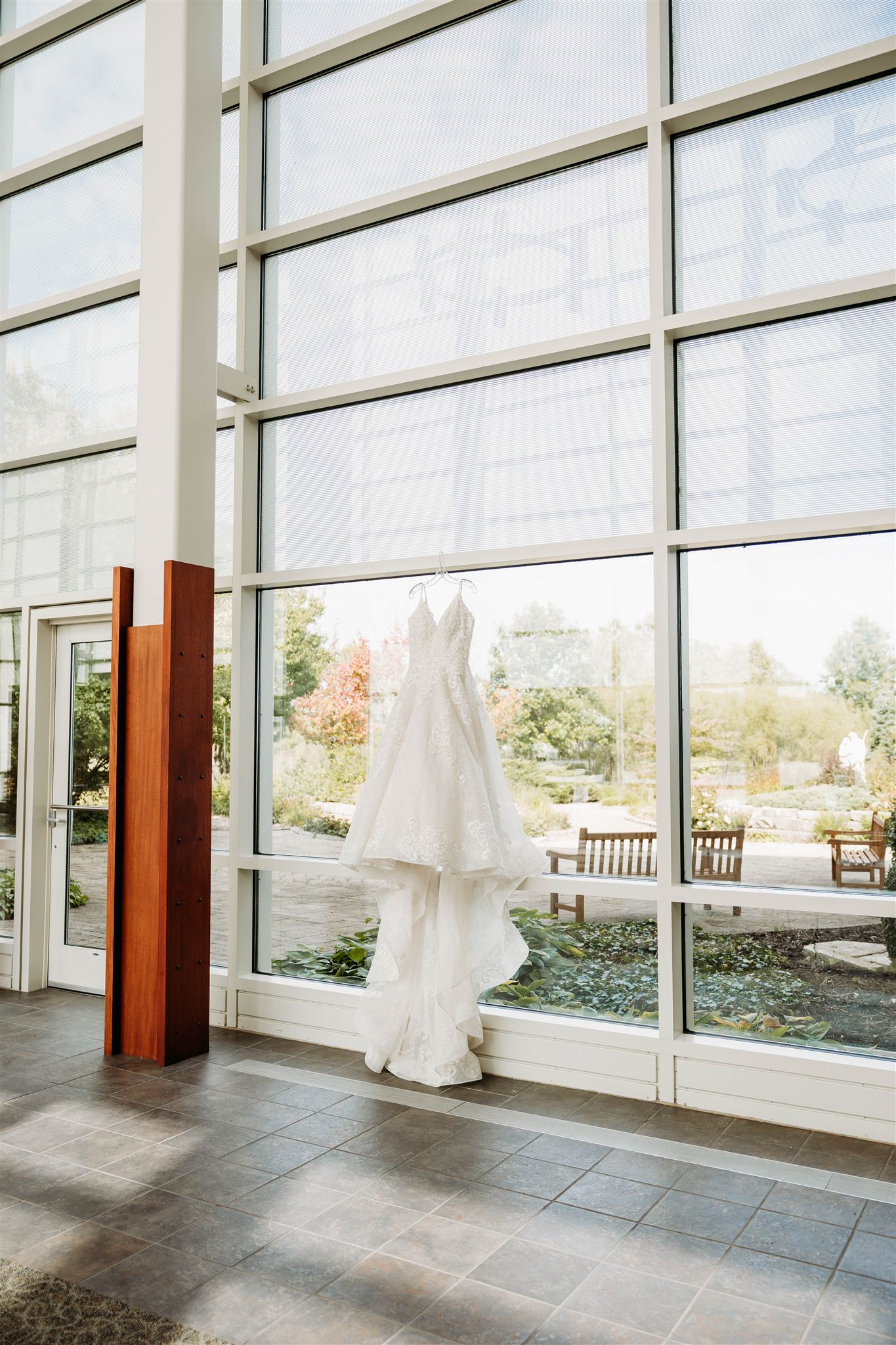 Biltmore-Country-Club-Wedding-Mendelein-Illinois-Wedding-Day-Photographer-Legend-and-Lace-Studios-7