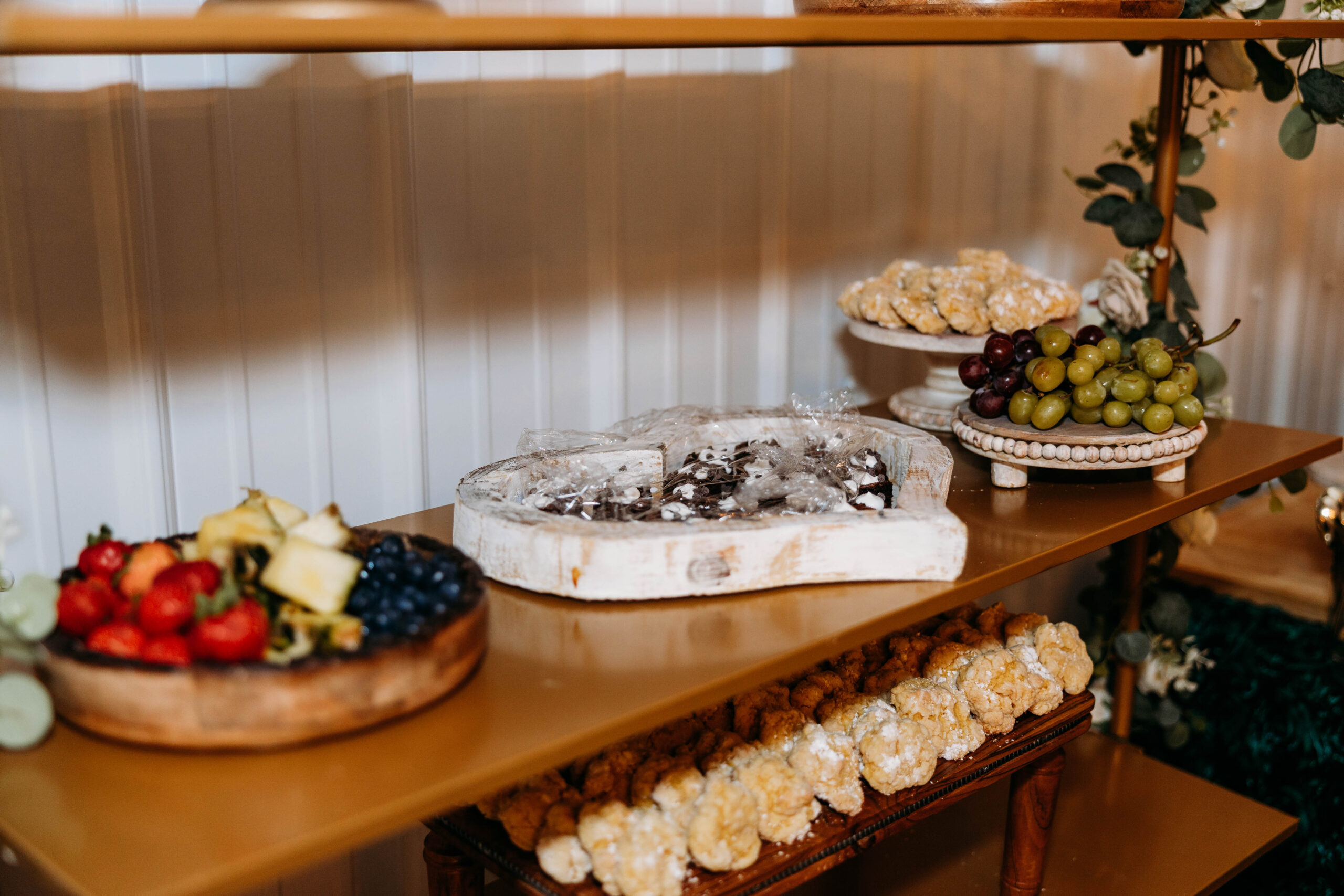 St.-Louis-Catering-Missouri-Wedding-Caterer-Photographer-Legend-and-Lace-Studios-1